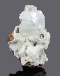 Fluorapophyllite-(K) - Nashik District, Nashik Division, Maharashtra, India - Campione di 57.87x35.63 mm, cristallo di 27.84 mm - € 80,00